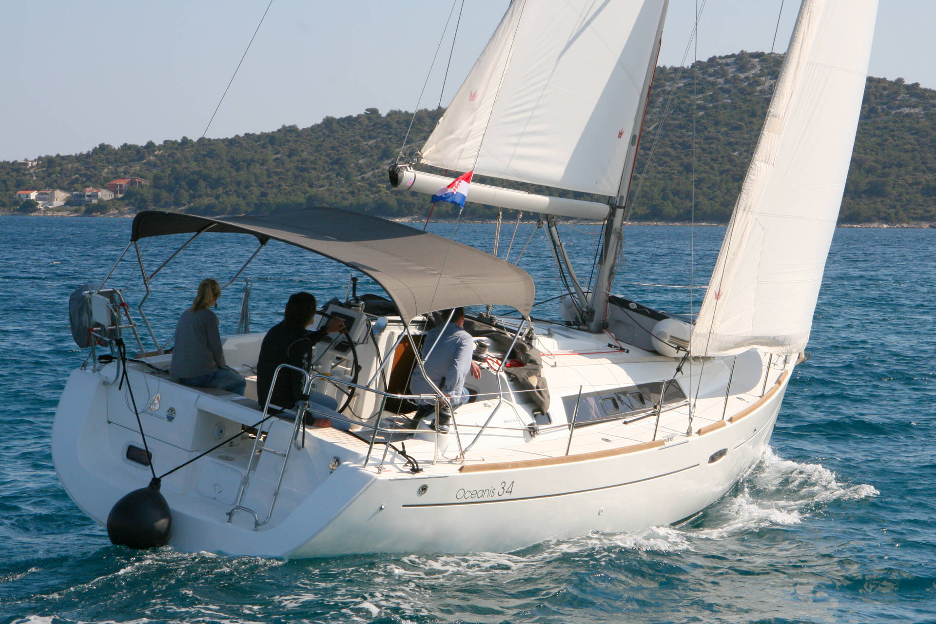 Beneteau Oceanis 34 — foto 1 van 19