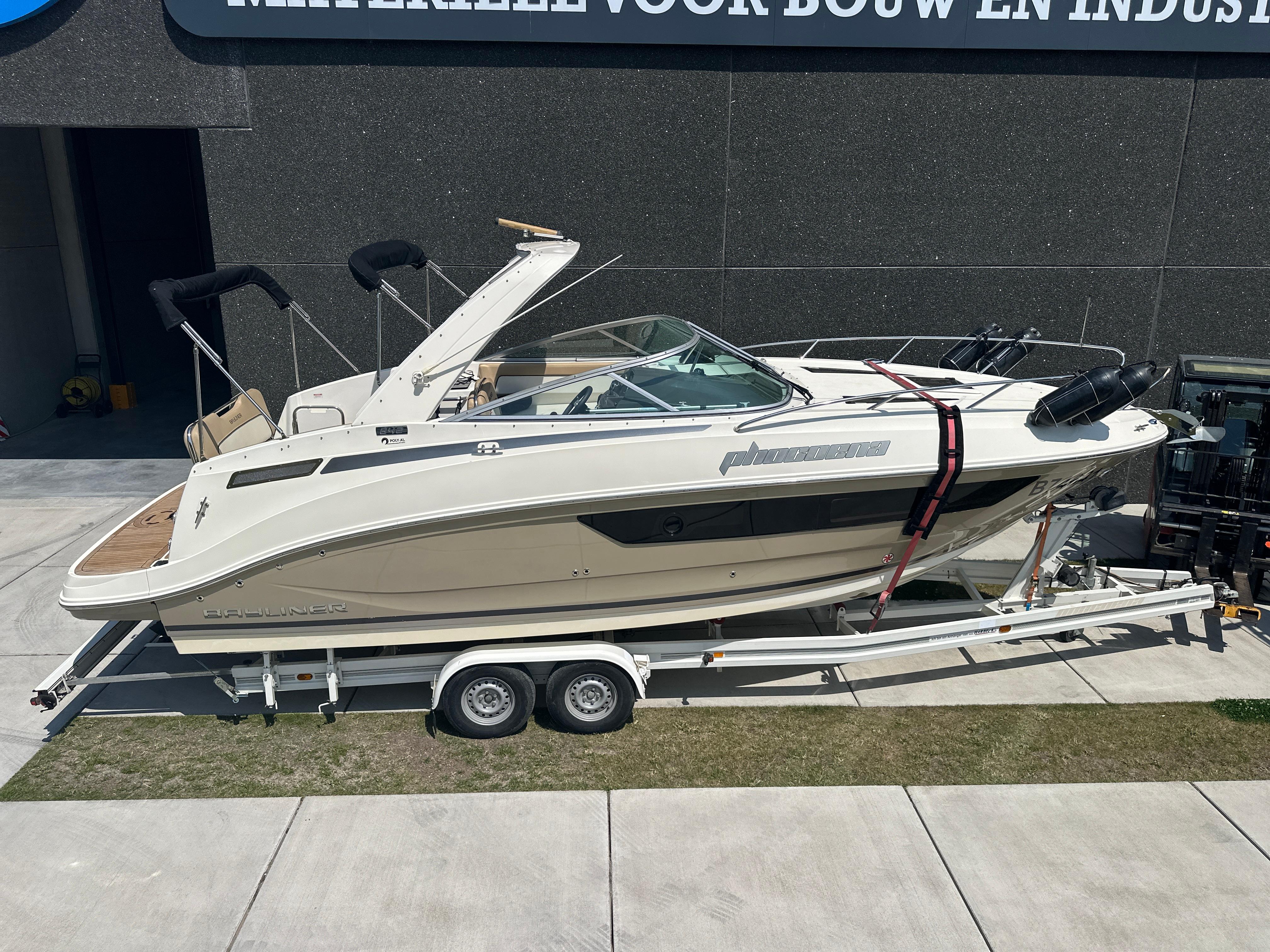 Bayliner 842 Cuddy — foto 2 van 11