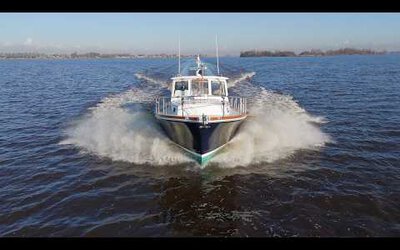 hoofdmotor(en): Grand Banks Eastbay 38 HX 'Friday Harbor' — foto 3 van 8