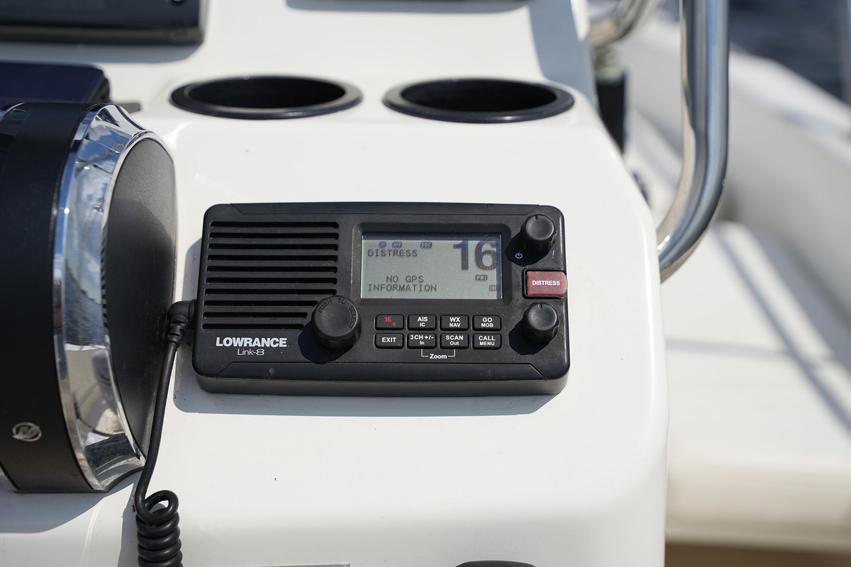 Boston Whaler 170 Dauntless — foto 17 van 36
