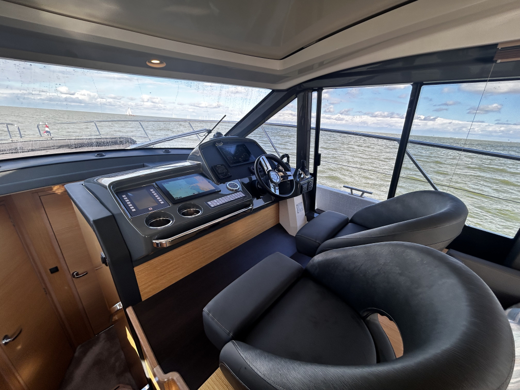 Bavaria Motor Boats R40 Coupé — foto 31 van 51