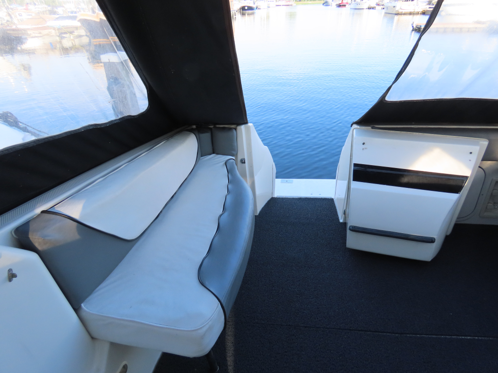 Bayliner 3485 Avanti — foto 12 van 25