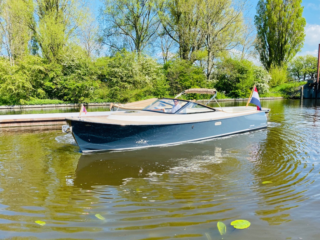 LongIsland 33 Runabout — foto 8 van 13