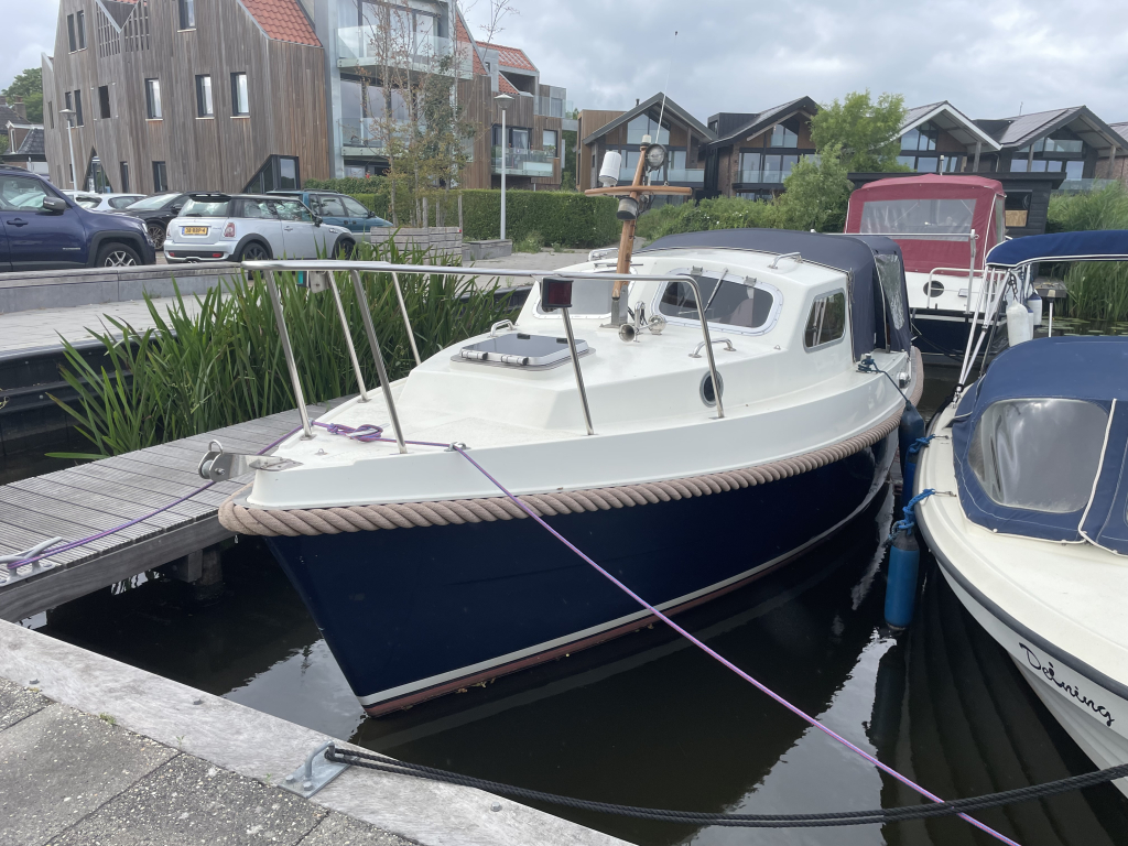 PILOT 700 700 — foto 1 van 14