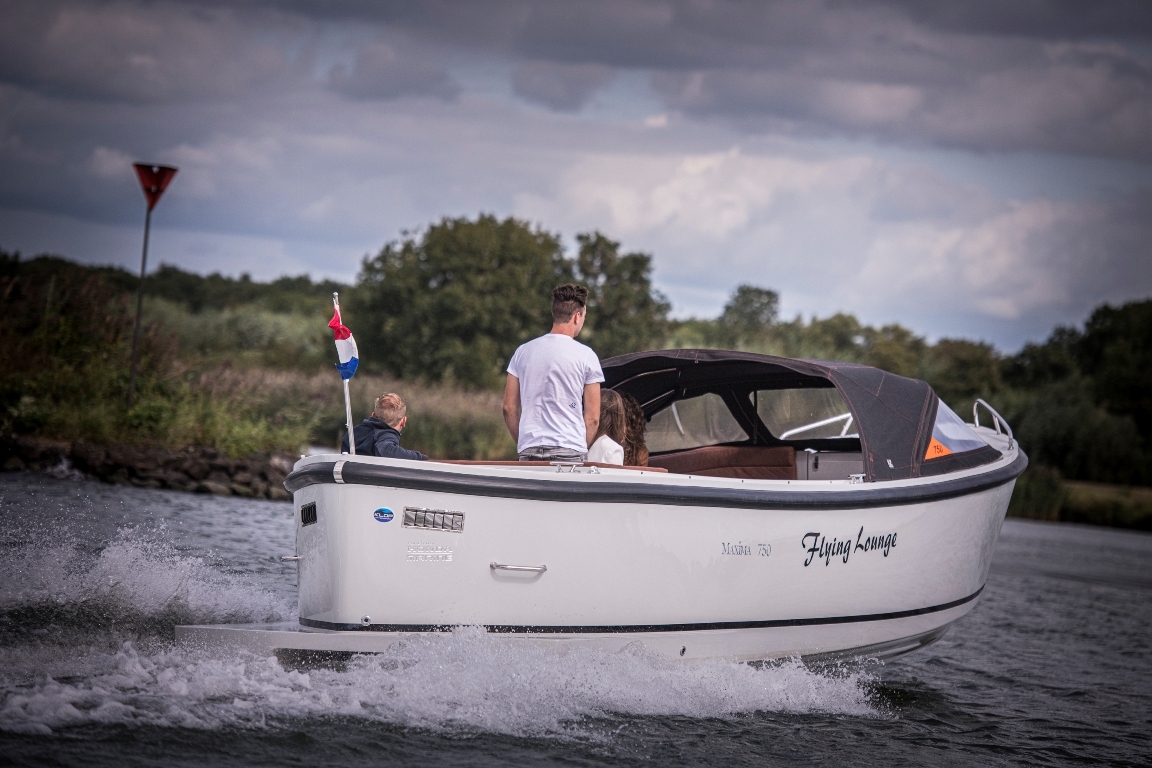 Maxima Boats 750 Flying Lounge — foto 9 van 28