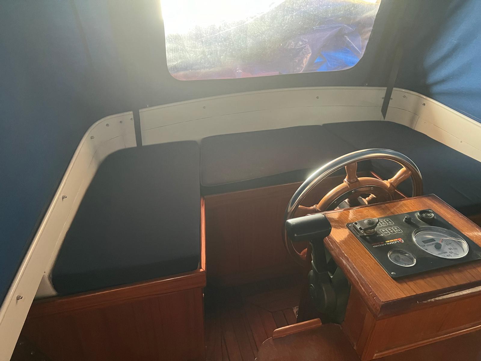 Overnaadse Sloep 750 — foto 11 van 27