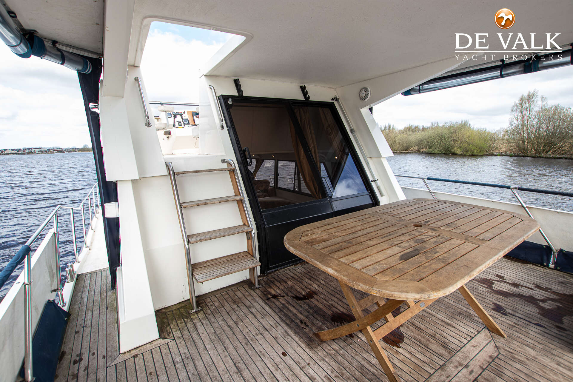 Neptunus 145 Flybridge — foto 19 van 38