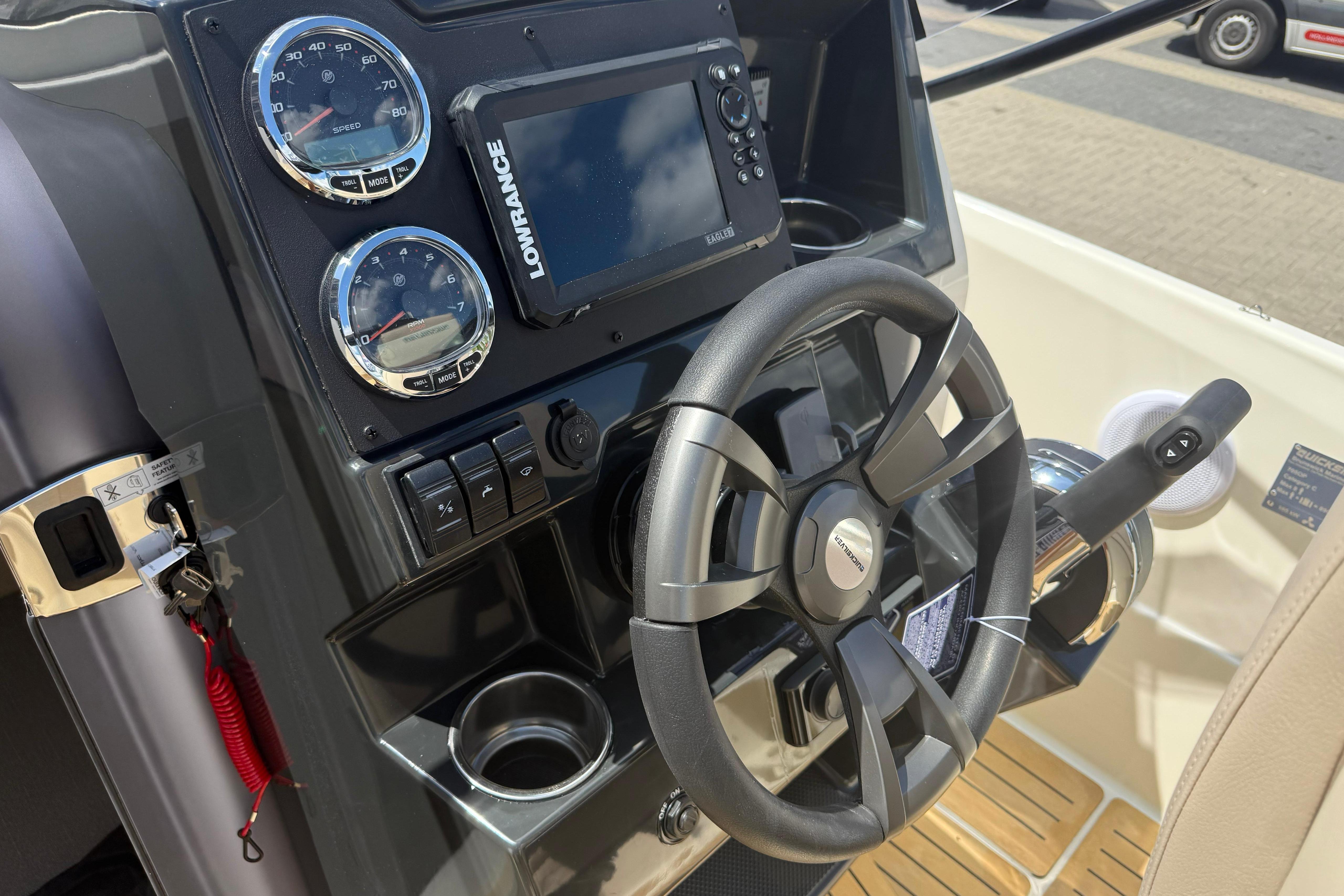 Quicksilver 705 Open — foto 20 van 26