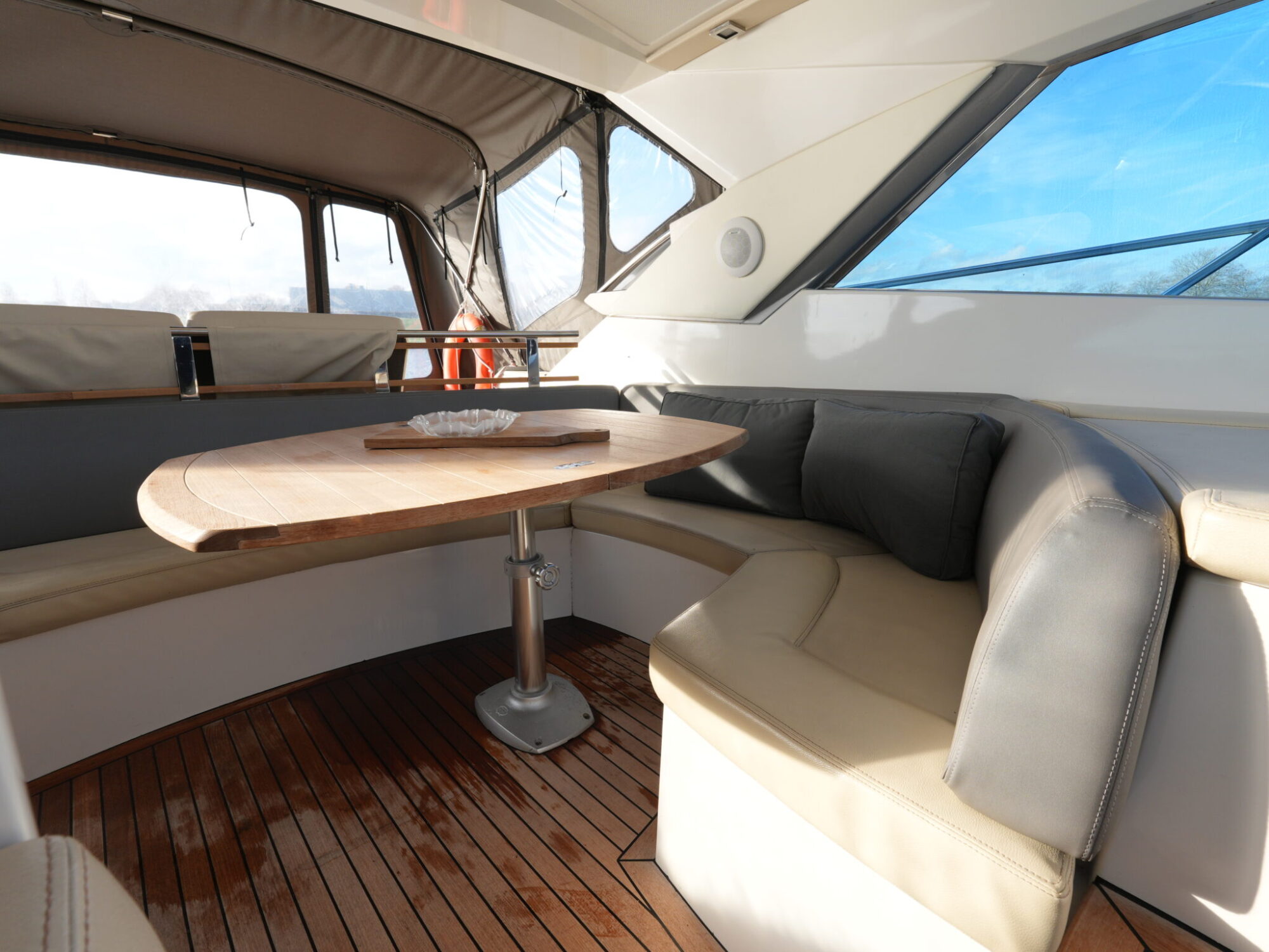 Sessa C46 HT IPS — foto 12 van 52