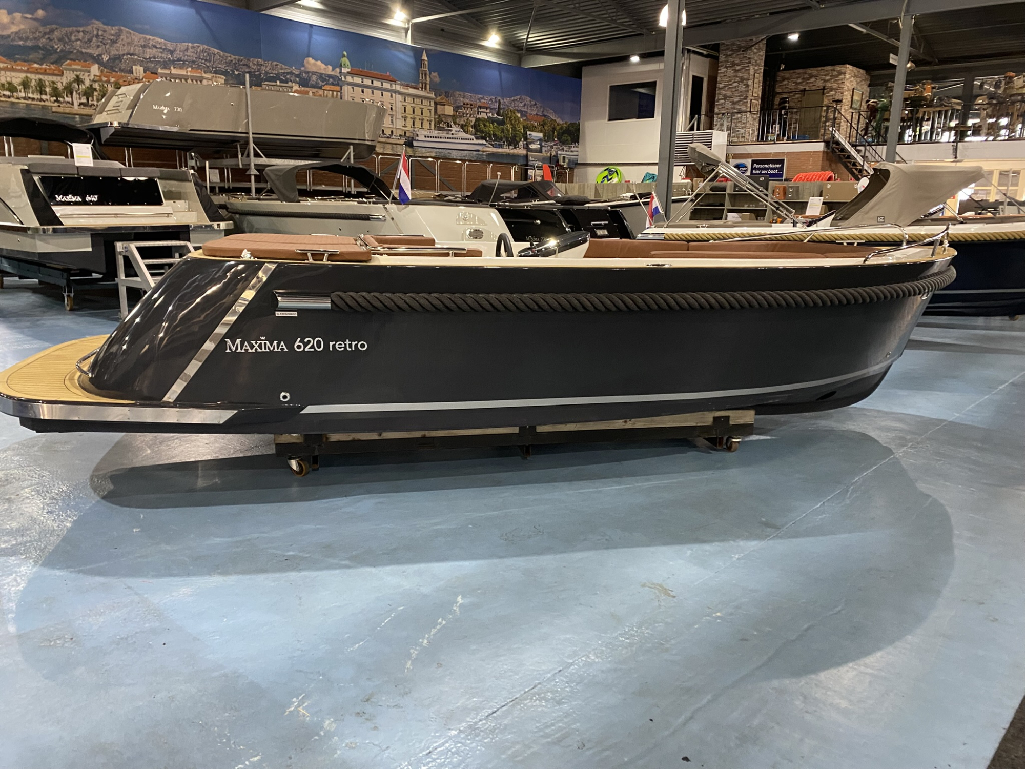 Maxima Boats 620 retro MC zwartgrijs/wit - Op voorraad!