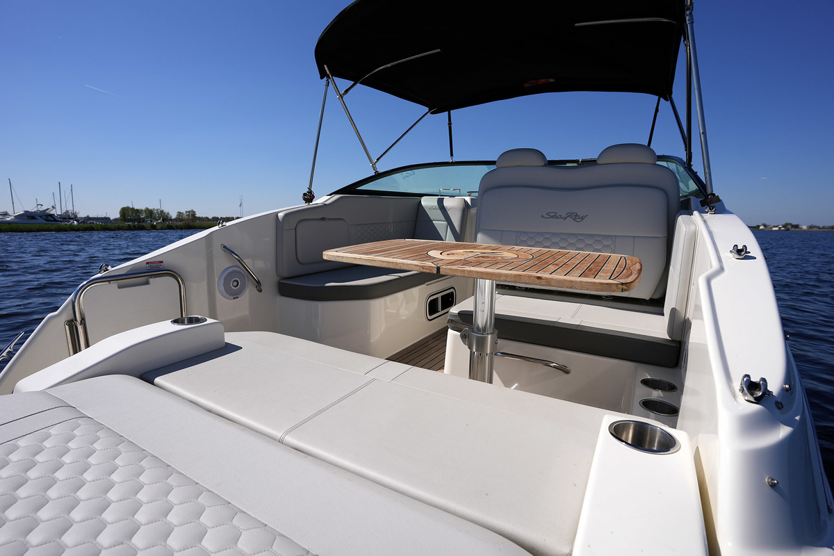 Sea Ray Sundancer 265 — foto 27 van 66