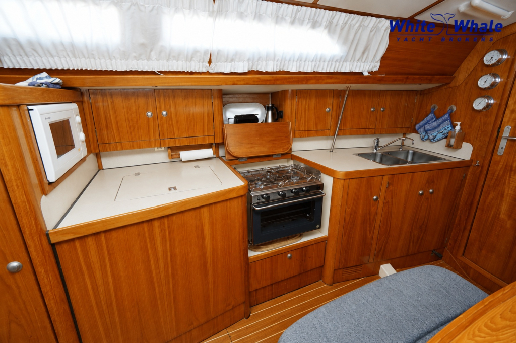 Jeanneau Sun Odyssey 37.1 — foto 20 van 32