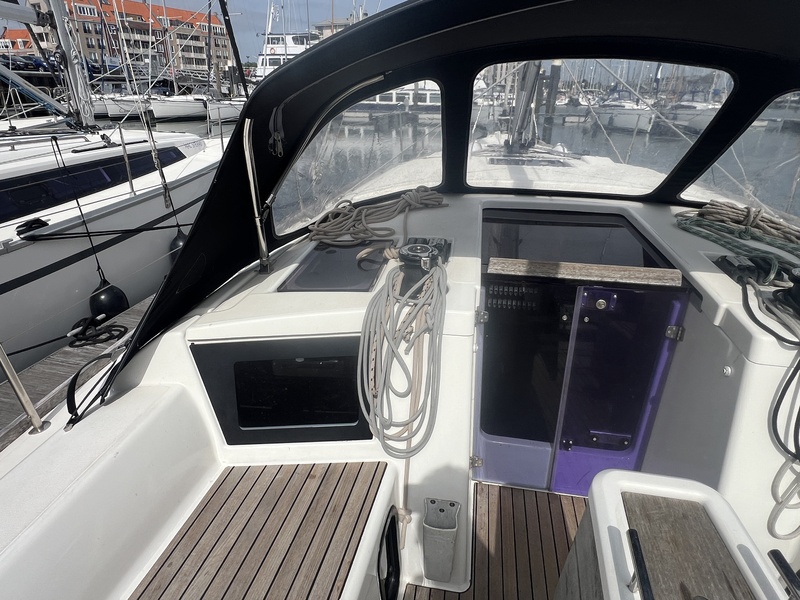 Dufour 360 GL — foto 42 van 46