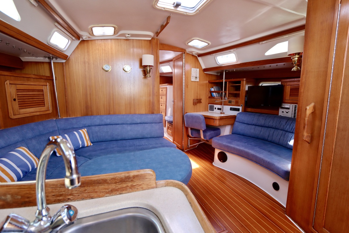 Catalina 42 MK II — foto 5 van 81