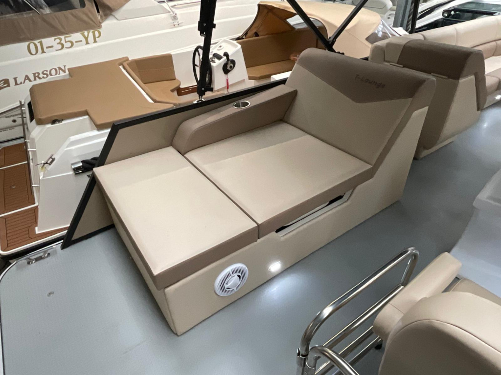Funcruiser Pontoon 650 - NIEUW — foto 12 van 14