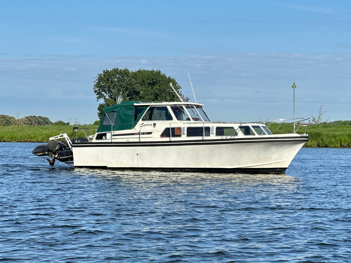 Apollo 32 TT de Luxe AK