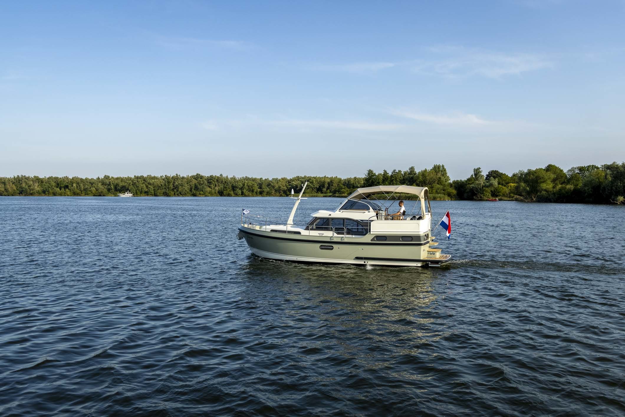 Linssen 30 SL AC — foto 3 van 31