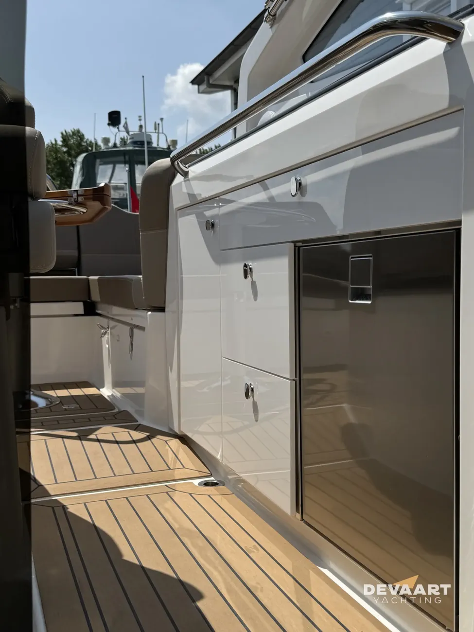 Nimbus W9 — foto 11 van 26