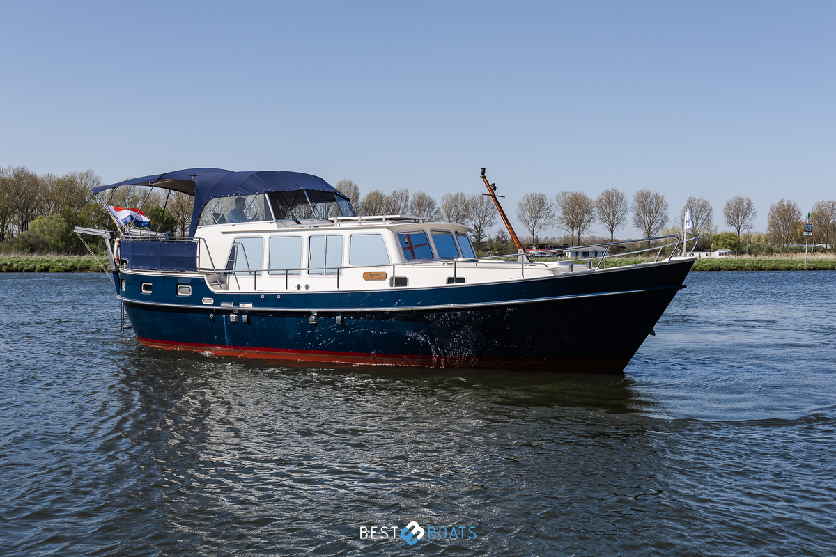 GroeneveldSpitsgatkotter 1300 AK