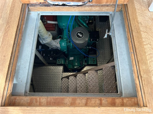 Bronsveen Spitsgatkotter 14.98 — foto 40 van 68