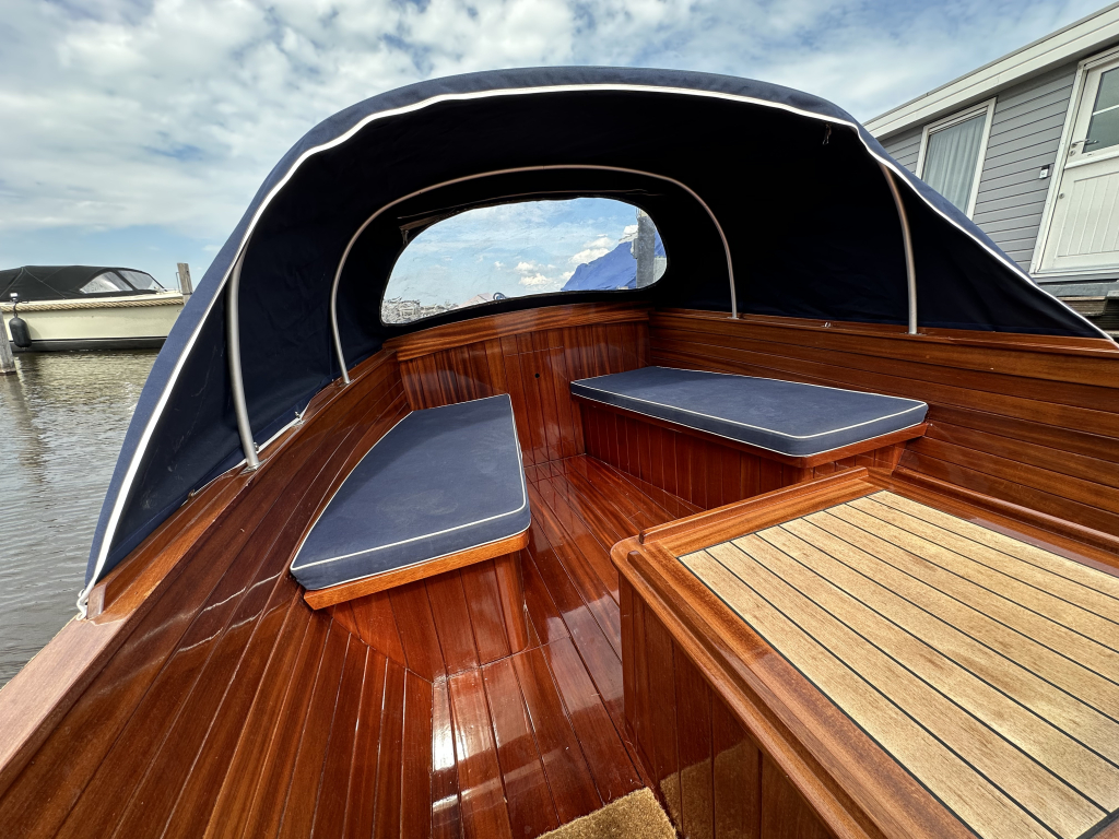 Akerboom Spiegelsloep 5.70 – Tijdloze klassieker met Vetus diesel  Inboard — foto 20 van 30