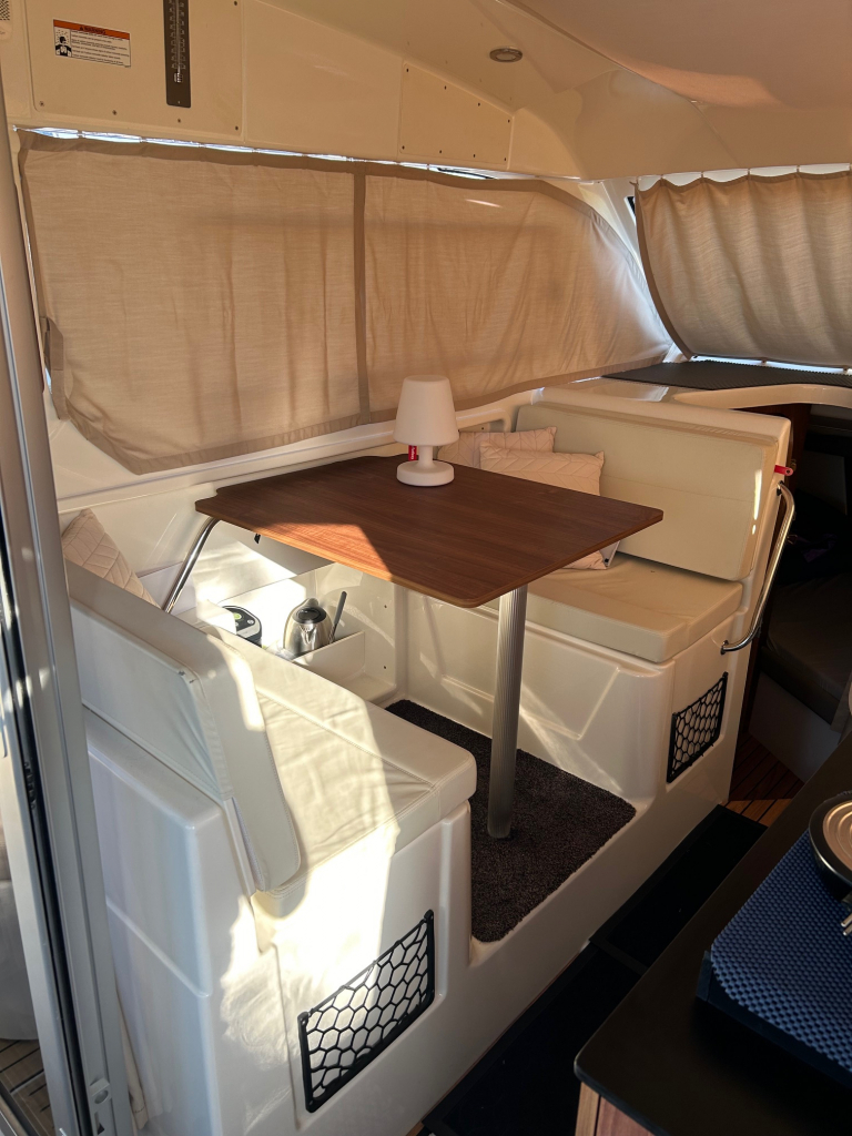 Quicksilver  755 weekend met Mercury 225 PK  als nieuwe set — foto 10 van 19