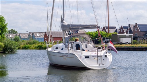 Beneteau Oceanis 281 (1999) — foto 10 van 12