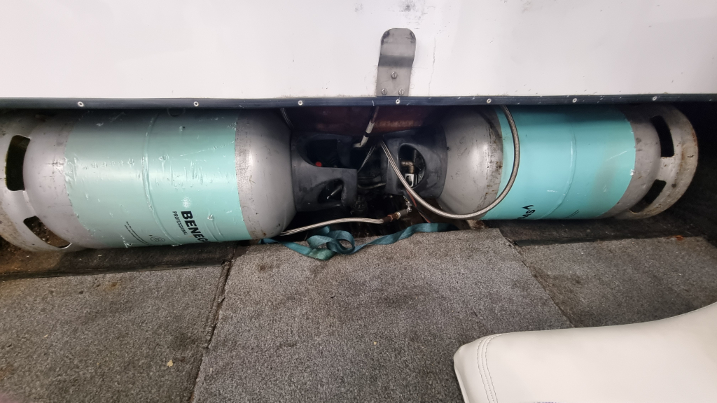 Correct Craft Ski Nautique CB uit 1992 op LPG (Nieuwe motor!!) — foto 10 van 12