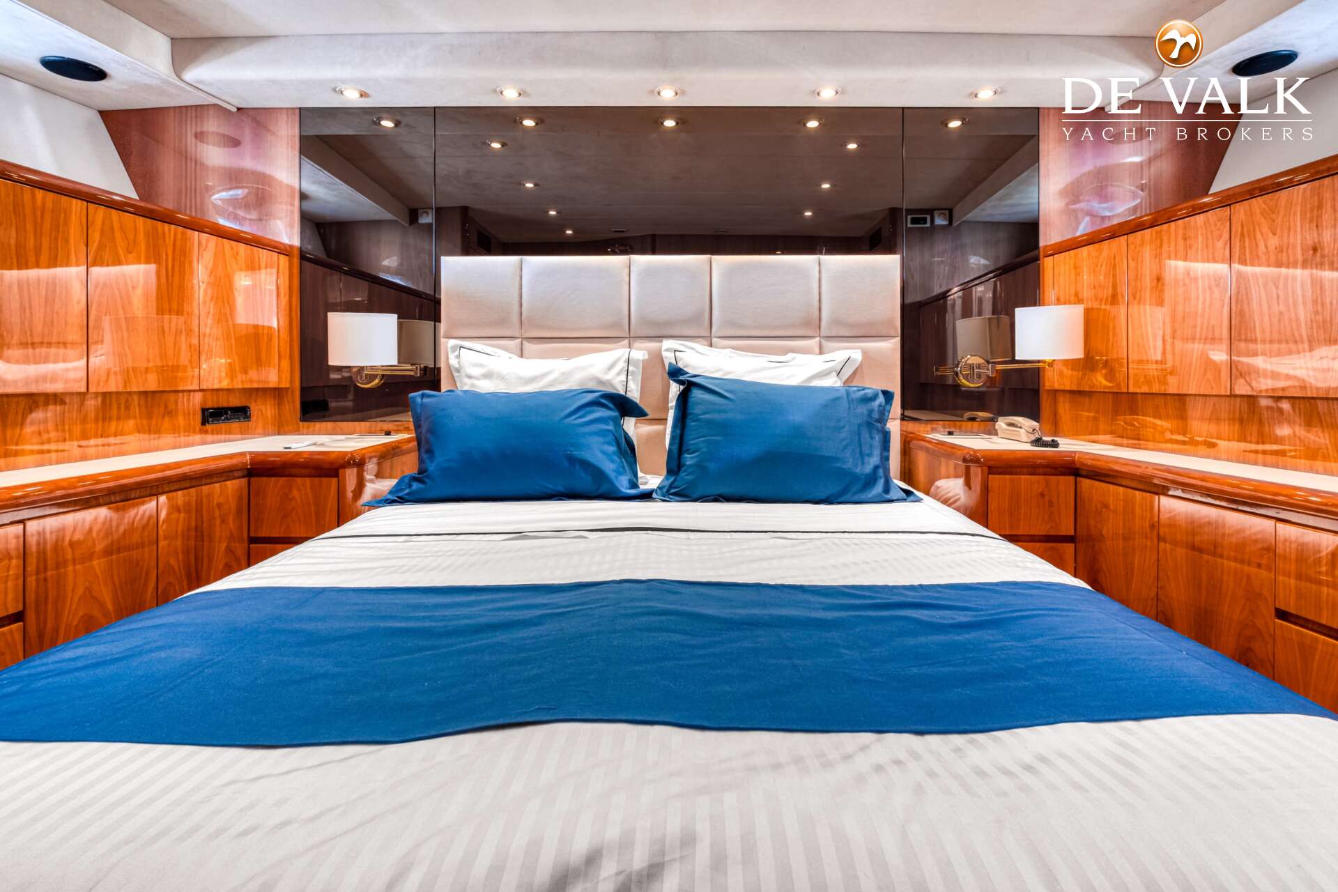 Falcon 82 — foto 33 van 39