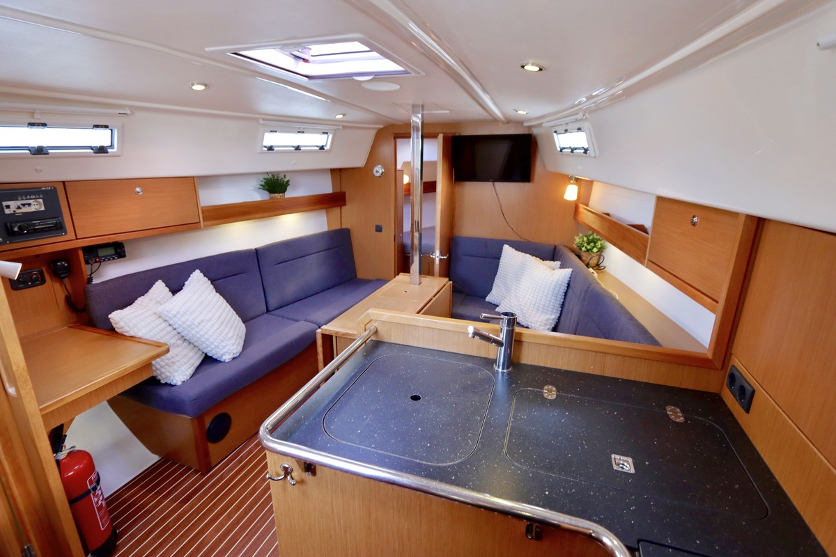Bavaria 32 Cruiser — foto 12 van 58