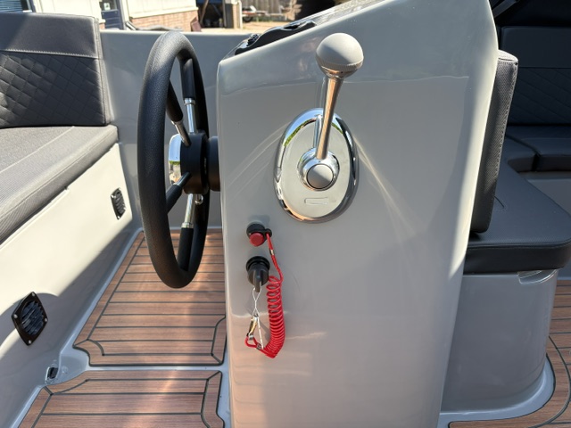 Op bestelling leverbaar!!  Coastliner 500 met  Tohatsu 15 PK — foto 8 van 18