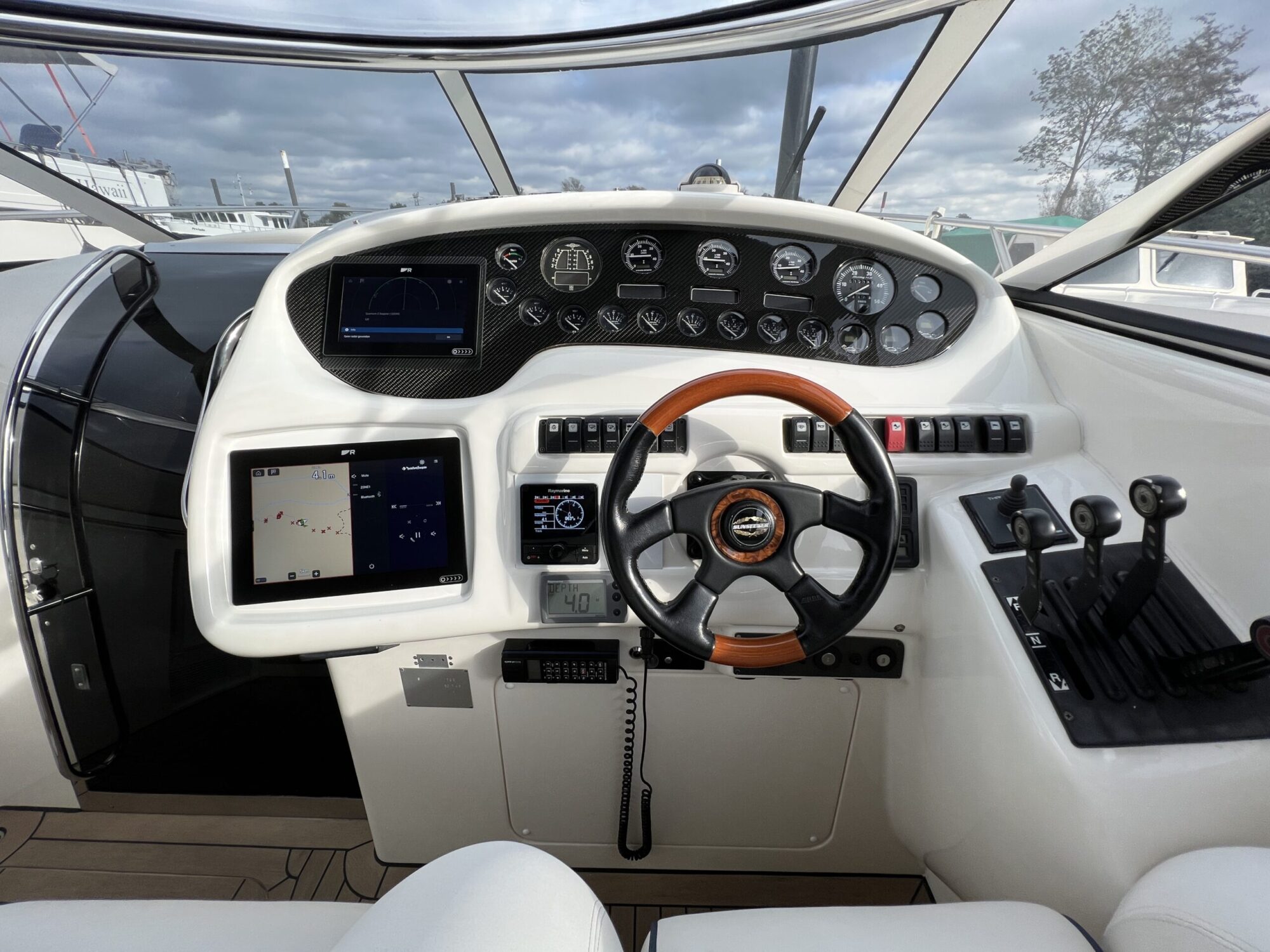 Sunseeker Superhawk 48 Cabrio — foto 20 van 48