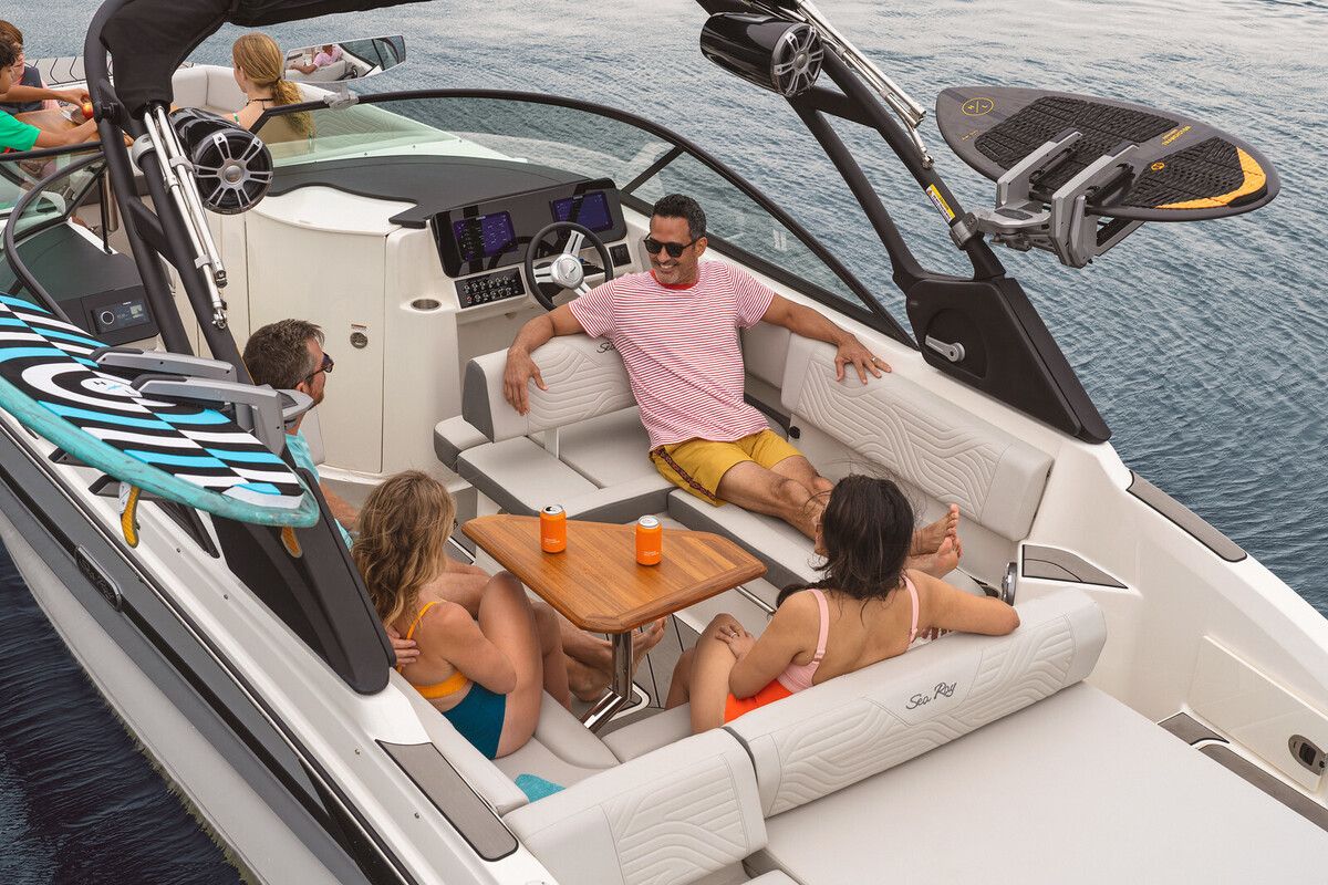 Sea Ray SDX 270 Surf — foto 17 van 41