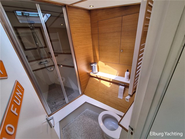 Bronsveen Spitsgatkotter 14.98 — foto 37 van 68
