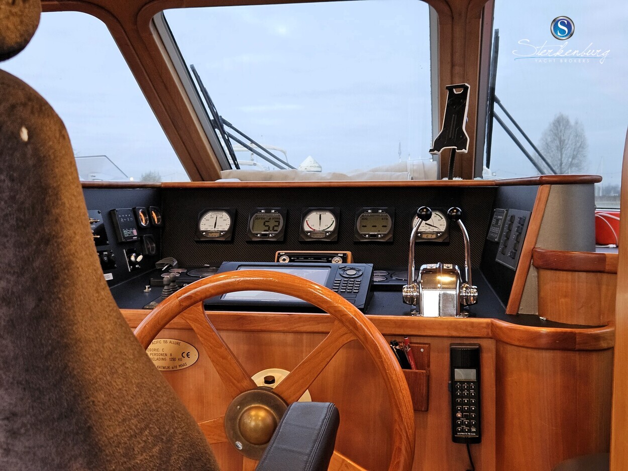 Pacific 155 Allure — foto 18 van 48