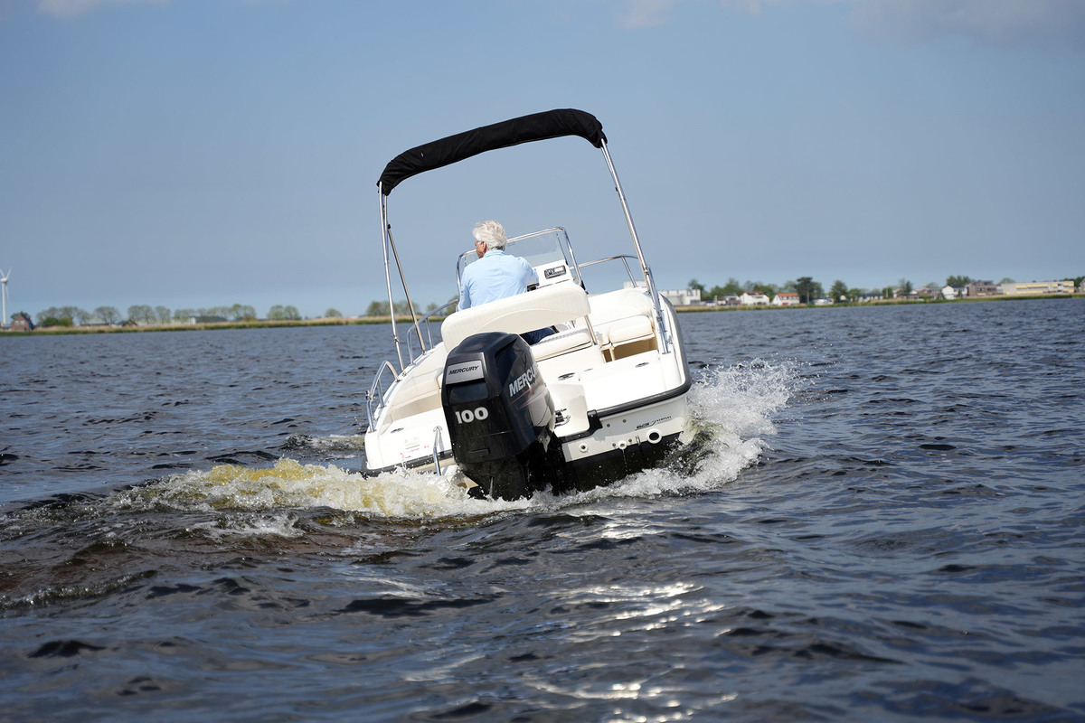 Boston Whaler 170 Dauntless — foto 6 van 36