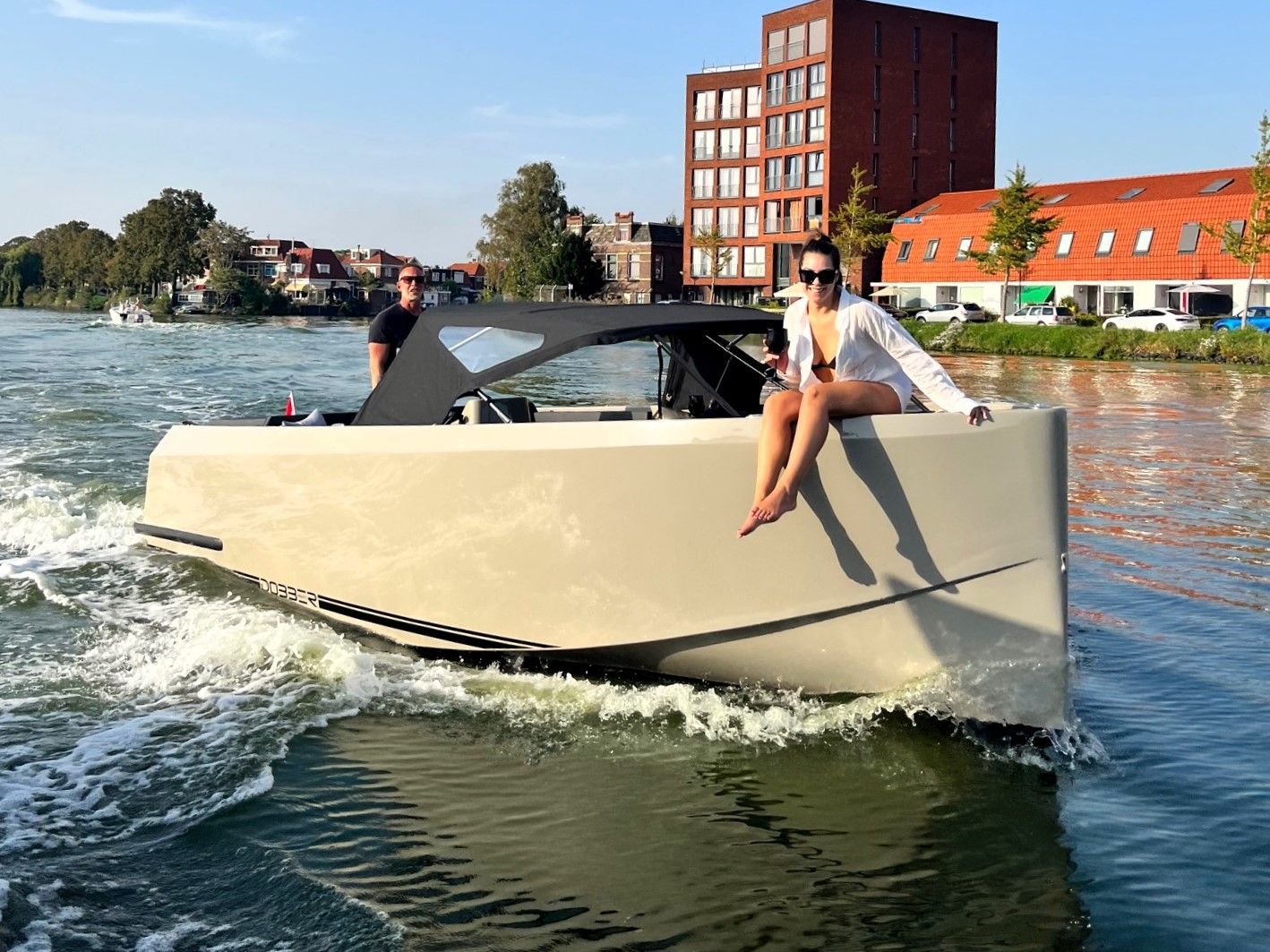 DOBBER 750 Tender — foto 4 van 14