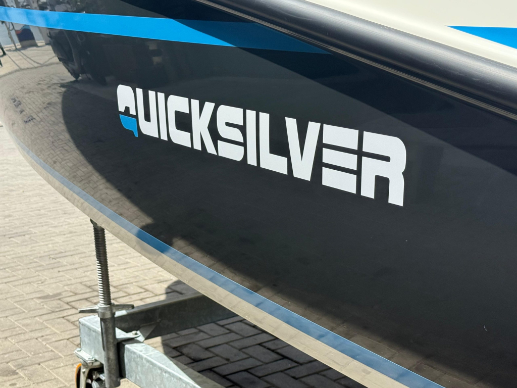 Quicksilver  705 Open — foto 9 van 9