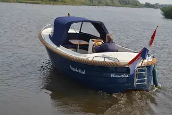 Crescent Allure 21 + Yamaha FT9.9 — foto 5 van 12