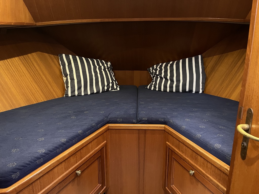 Blauwe Hand Trawler 1400 — foto 29 van 39