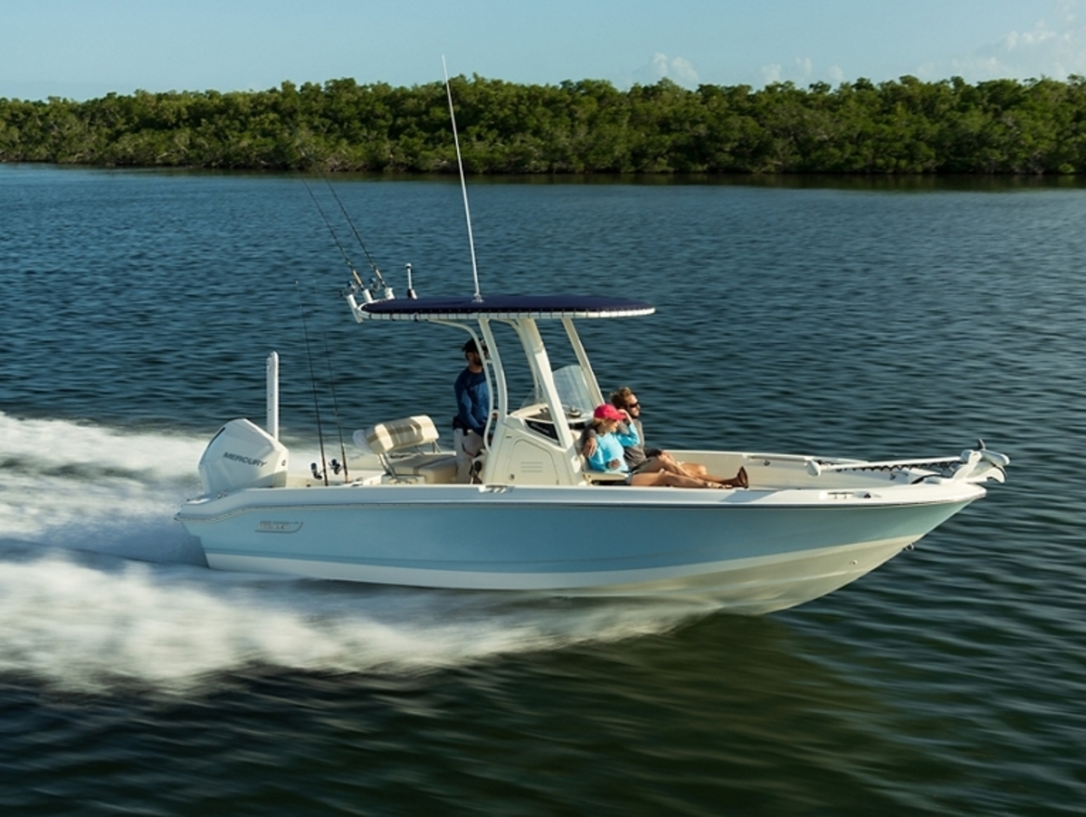 Boston Whaler 220 Dauntless — foto 1 van 17
