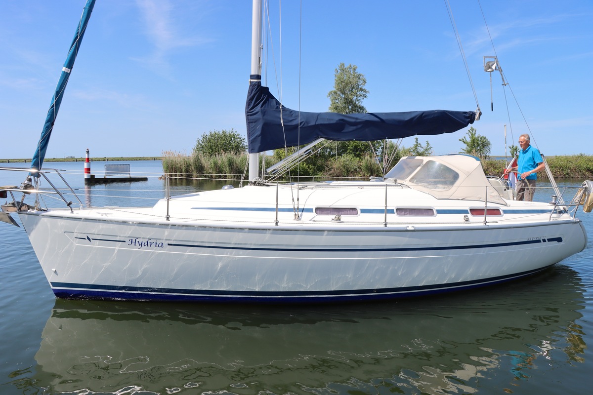 Bavaria 32