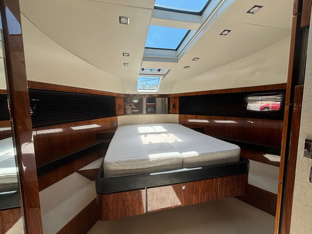 Fairline Squadron 65 - BluYachting — foto 9 van 12