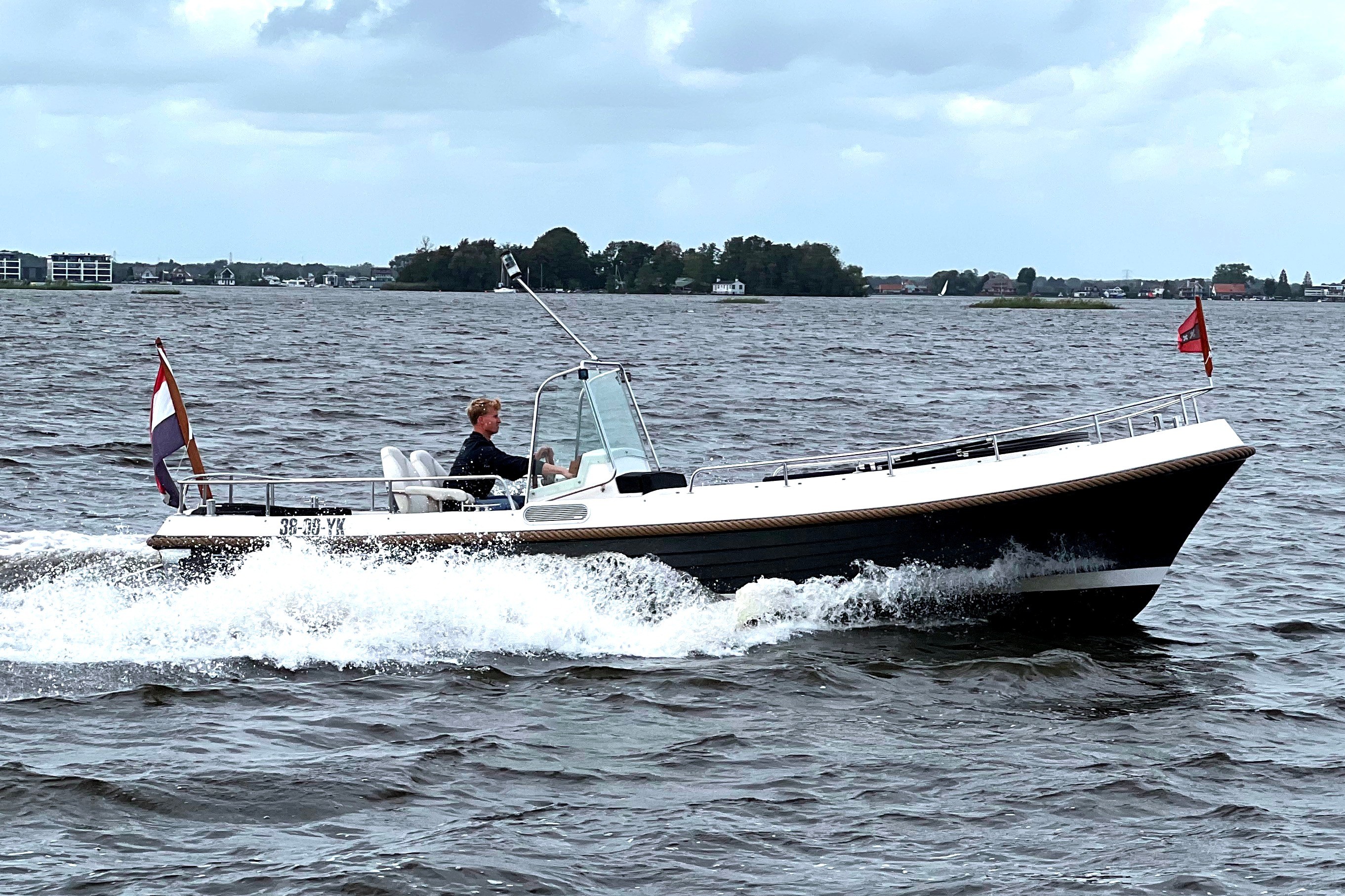 Bellus 750 Pieter Beeldsnijder — foto 8 van 27