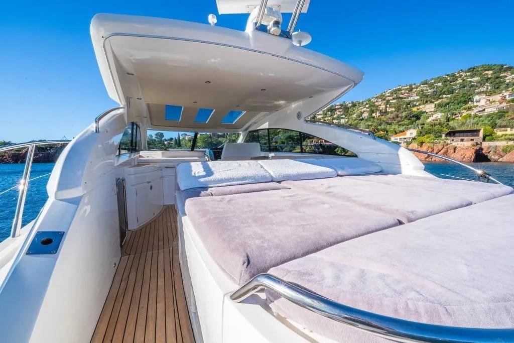 Princess V53 — foto 14 van 32