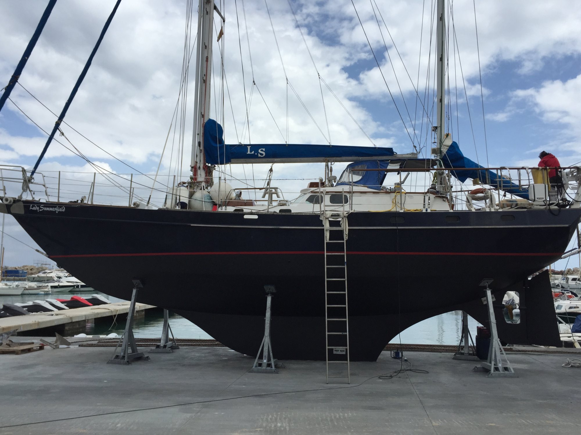 One- Off Yacht Custom Build — foto 32 van 32