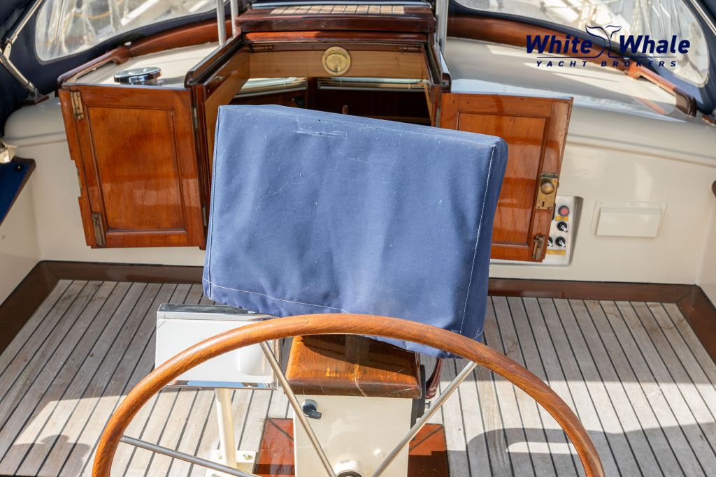 Pieter Beeldsnijder  Stagzeil schoener custom built refit — foto 16 van 87