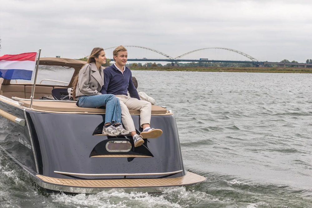Maxima 720 Retro — foto 4 van 12