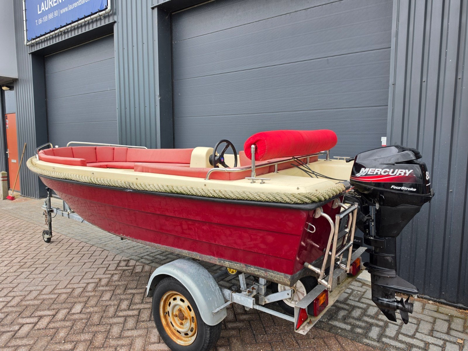 Lago Amore 421 + Mercury 8PK 4 Takt — foto 1 van 12