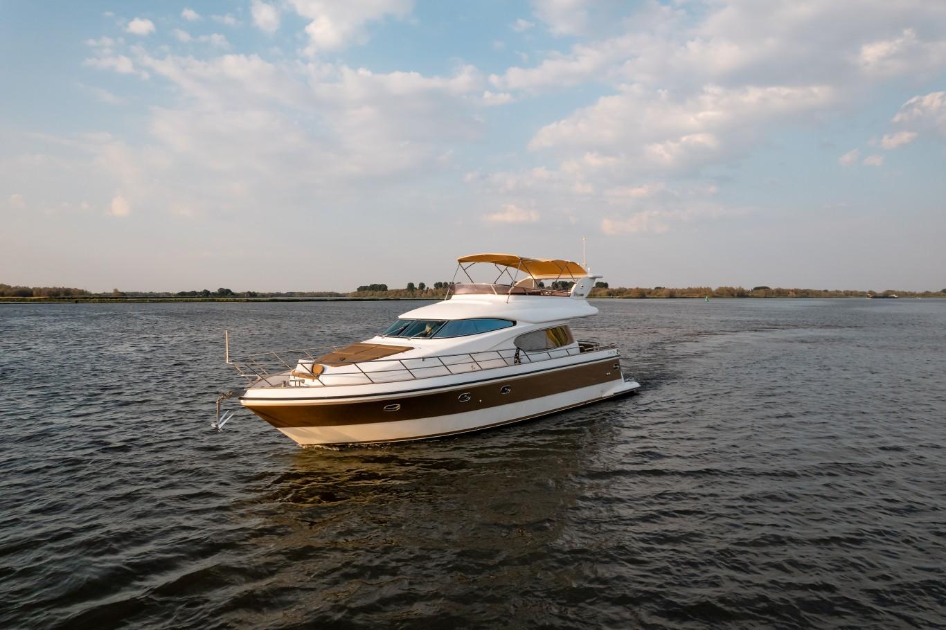 Elegance 54 — foto 6 van 75